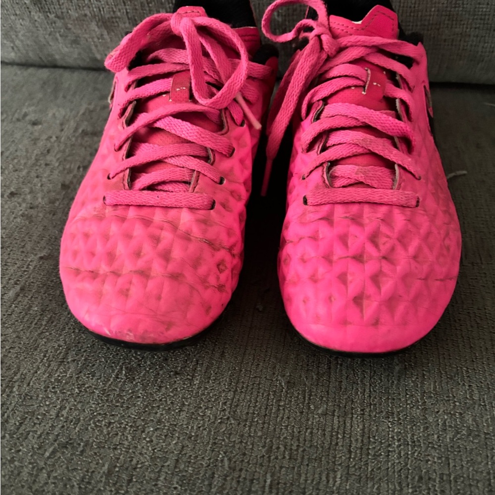 Cleats - Picture 2 of 5
